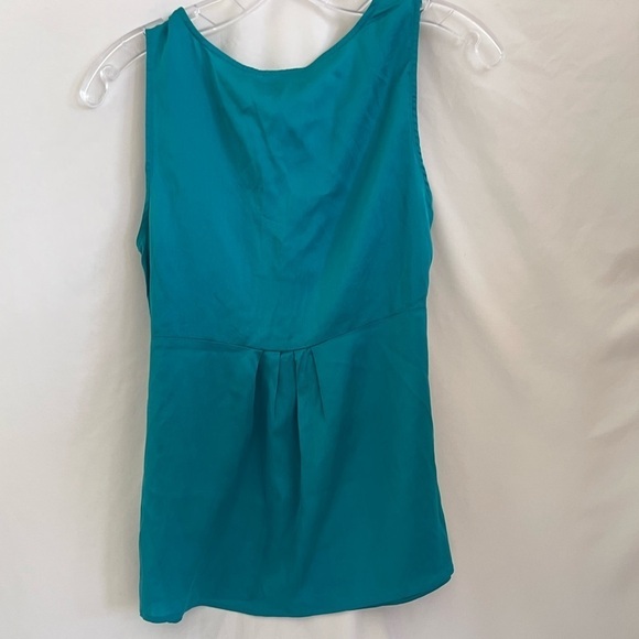 Ann Taylor Factory Green V-Neck Sleeveless Blouse Women's Size 4 - Picture 6 of 14